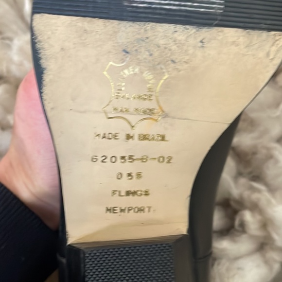 Beautiful Black Leather Ankle Boot - Picture 4 of 4